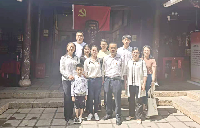 機(jī)關(guān)第二、三、四黨支部聯(lián)合開(kāi)展黨史教育主題黨日xiao.jpg